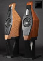 Напольная акустика Lawrence Audio Violin SE (Black piano lacquer)