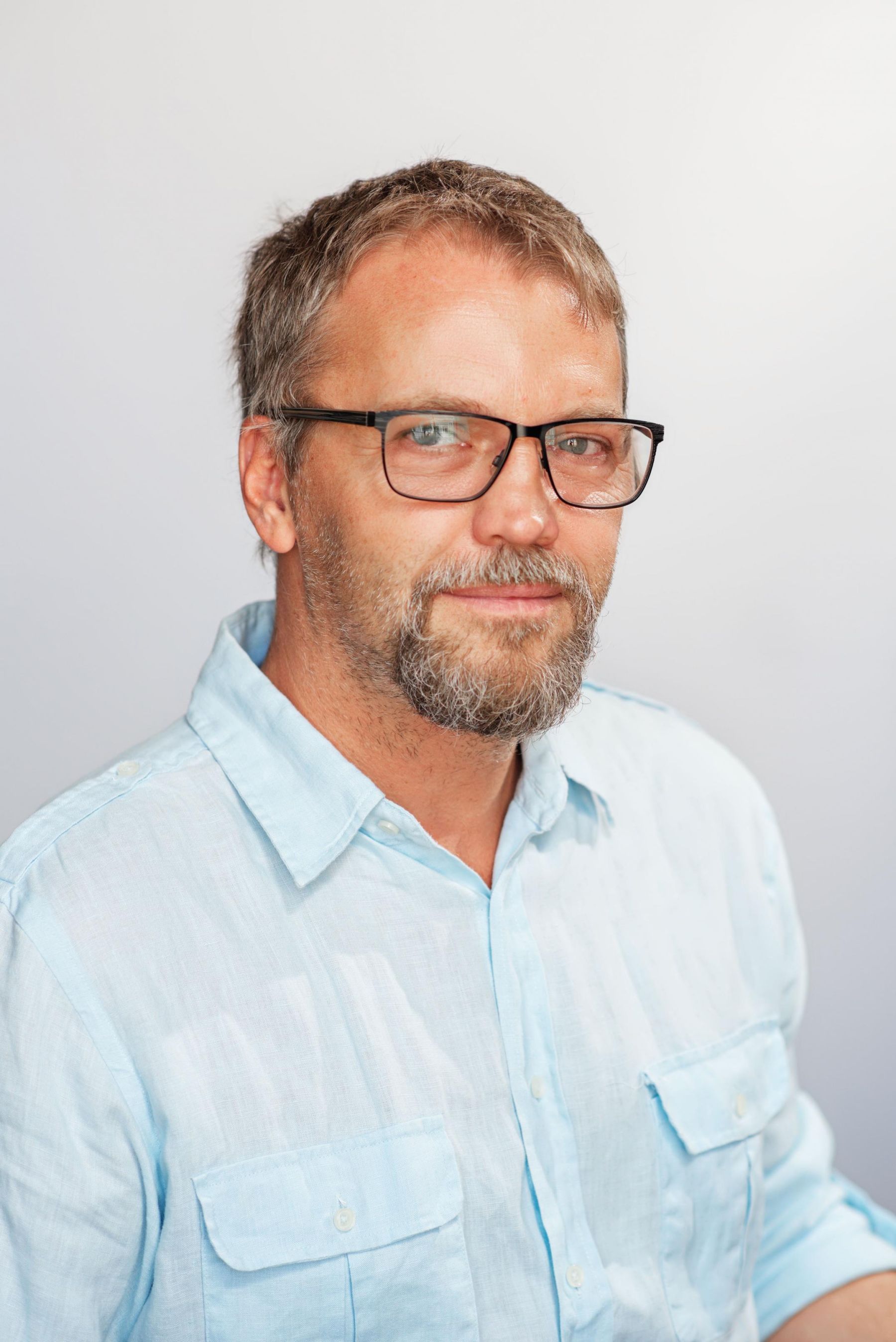 Константин Перов