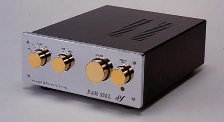 Стерео предусилитель E.A.R. / Yoshino EAR 834 L DeLuxe