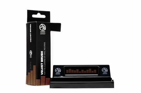 Щетка антистатическая Audio Anatomy VELVET VINYL BRUSH VERSION 2.0