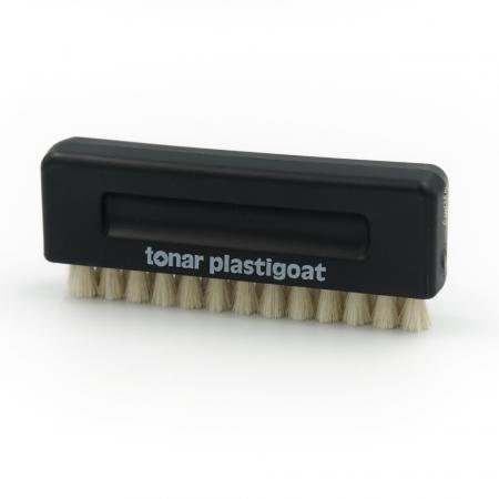 Щетка Tonar Plastigoat
