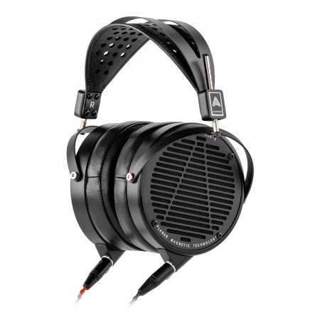 Наушники Audeze LCD-X, черная кожа, кейс, адаптер [100-LX-1018-00]