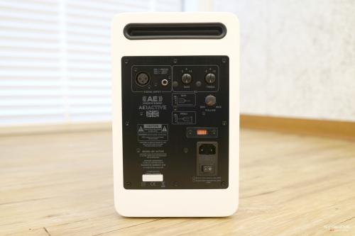 Полочная акустика Acoustic Energy AE1 Active Piano White
