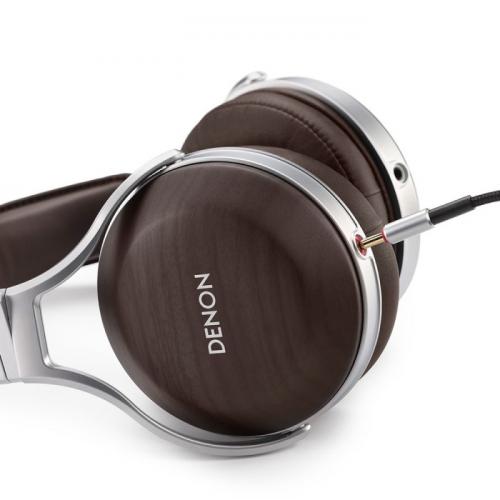 Наушники Denon AH-D5200