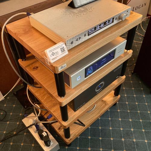 Стойка Coda racks Legato black/white