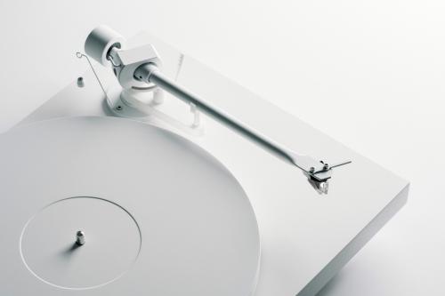 Проигрыватель винила Pro-Ject Debut PRO B (Pick it PRO B) White Edition