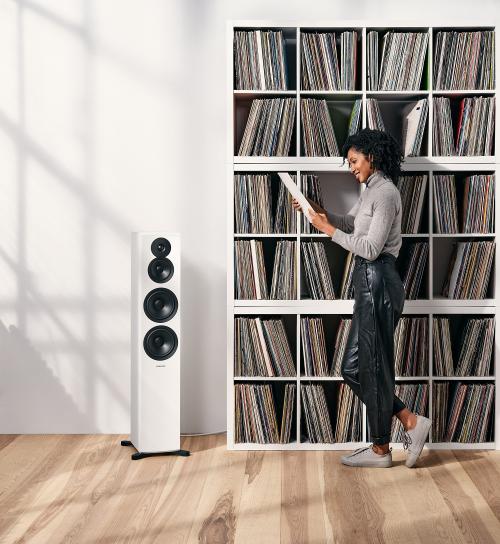 Напольная акустика Dynaudio Emit 50 white