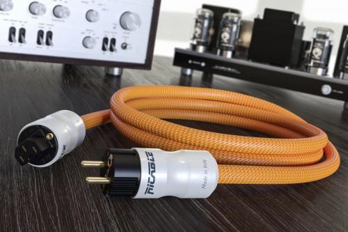 Силовой кабель Ricable Dedalus Power 2,5 m (DP25)