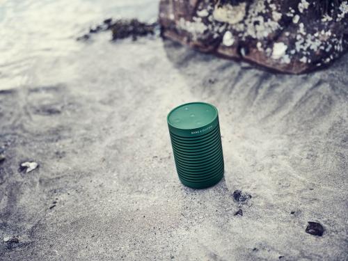 Портативная колонка Bang & Olufsen Beosound Explore Green