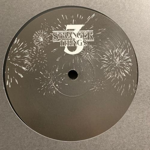 Виниловая пластинка Sony VARIOUS ARTISTS, STRANGER THINGS: SOUNDTRACK FROM THE NETFLIX ORIGINAL SERIES, SEASON 3 (2LP+7"/Black Vinyl/Gatefold)
