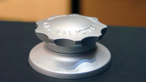Прижим для пластинок Gold Note Magnifico Record Clamp Silver