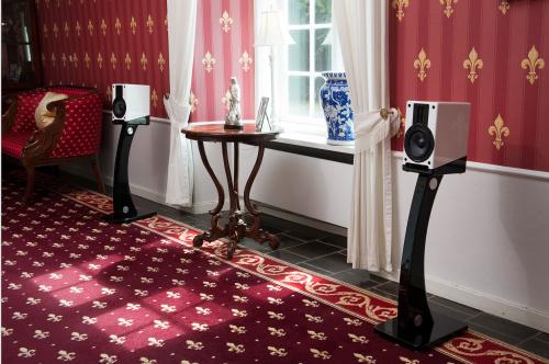 Стойки под акустику Scansonic HD Speaker stand Black Laquer Single