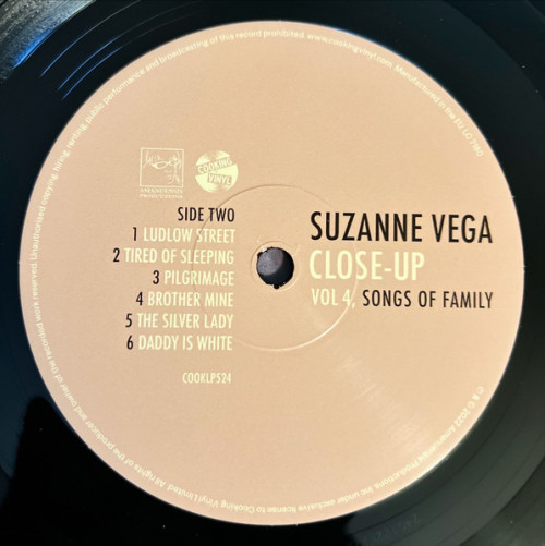 Виниловая пластинка Suzanne Vega - Songs Of Family (Black Vinyl LP)