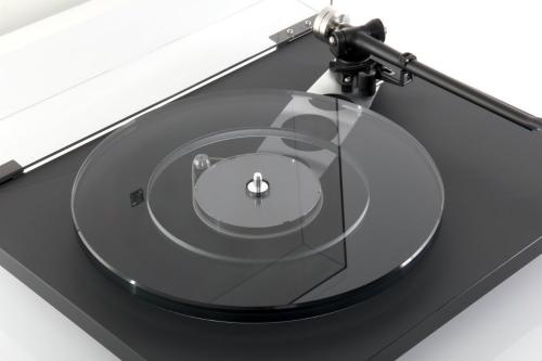 Проигрыватель винила Rega Planar 6 (Ania) black