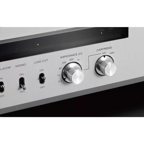 Фонокорректор Luxman E-07 Silver