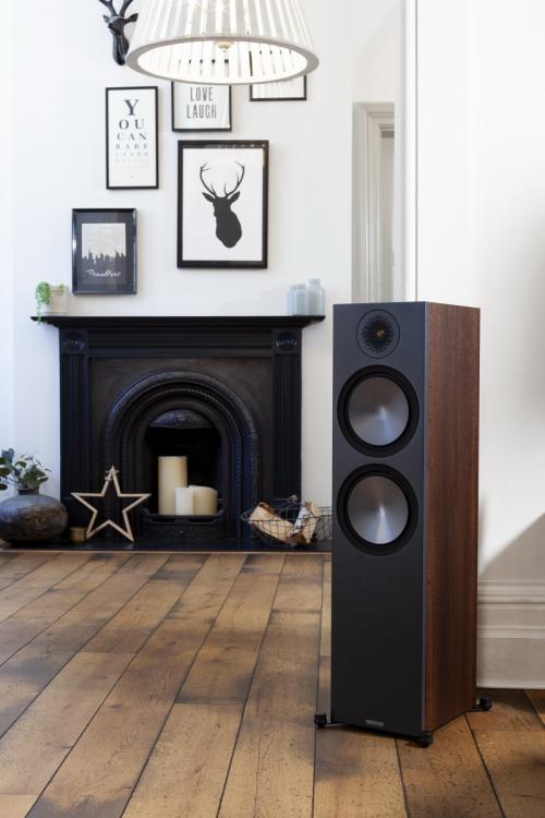 Напольная акустика Monitor Audio Bronze 500 (6G) Walnut