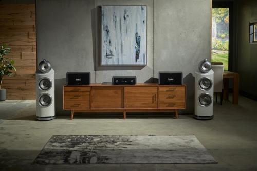 Усилитель мощности Michi M8 Black