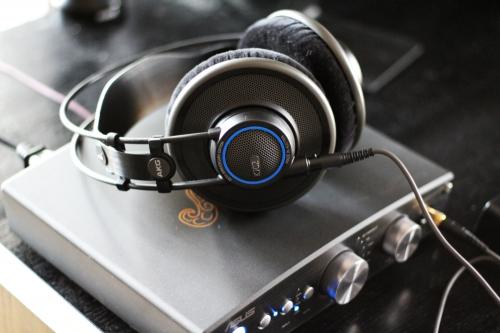 Наушники AKG K702
