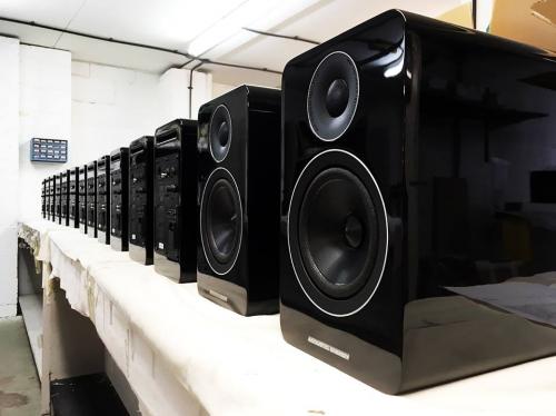 Полочная акустика Acoustic Energy AE1 Active Piano Black
