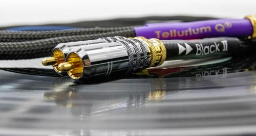 Кабель межблочный аудио Tellurium Q Black II Phono RCA 1.0m