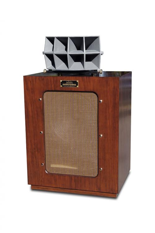 Рупорная акустика Line Magnetic LM 812
