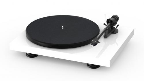 Проигрыватель винила Pro-Ject DEBUT CARBON EVO (2M Red) High Gloss Red