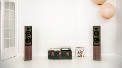 Напольная акустика Revival Audio SPRINT 4 walnut