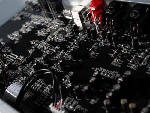ЦАП Emotiva XDA-3