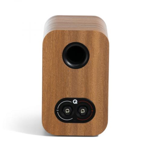 Полочная акустика Q-Acoustics Q 3010c (QA3318) Pin Oak
