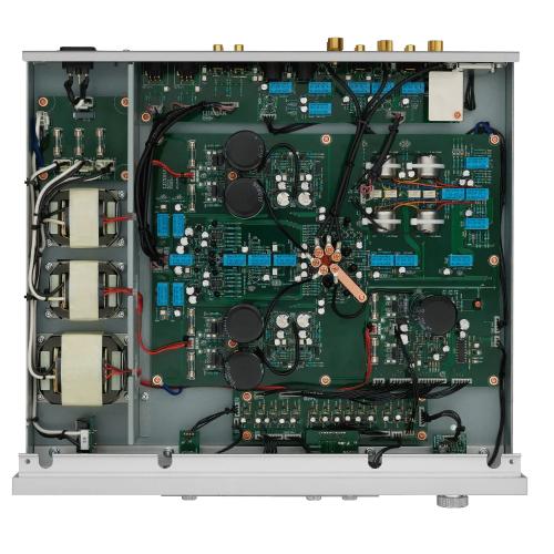 Фонокорректор Luxman E-07 Silver
