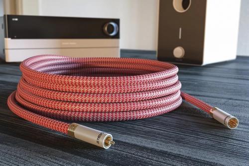 Кабель межблочный аудио Ricable Dedalus Subwoofer 5 m (DB5)