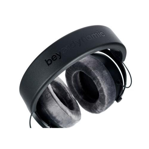 Проводные наушники Beyerdynamic DT 900 PRO X