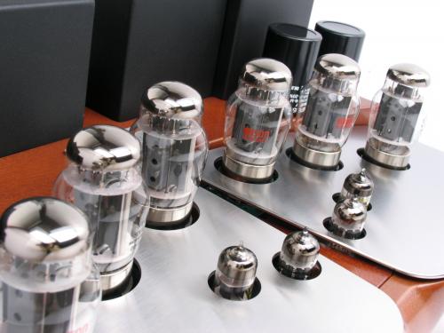 Ламповый усилитель Unison Research Performance Mahogany