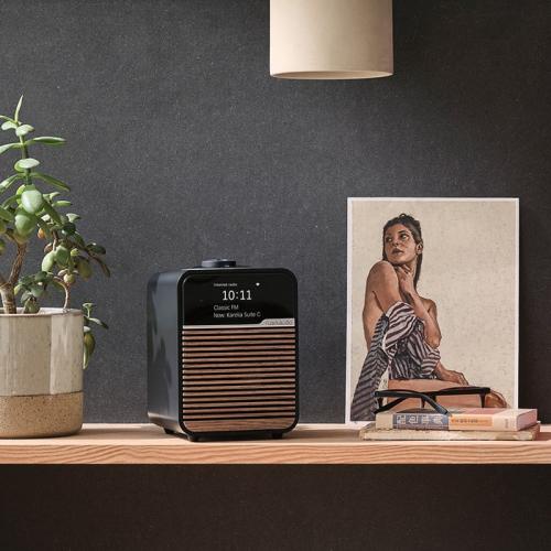 Радиоприемник с функцией стриминга Ruark Audio R1S CHARCOAL