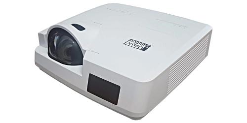 Проектор Classic Solution CS-770UST