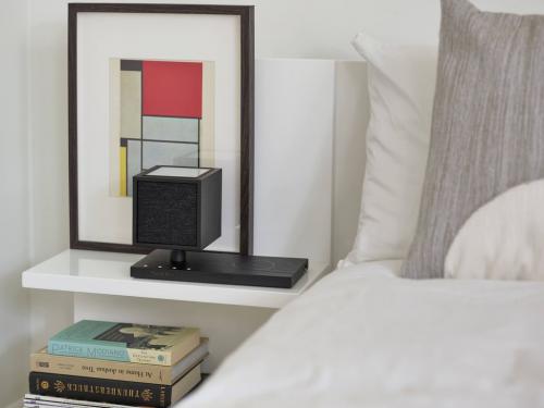 Настольная аудиосистема Tivoli Audio Revive Walnut