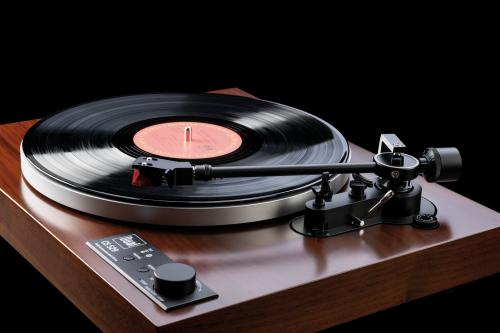Проигрыватель винила Dual CS 529 Walnut