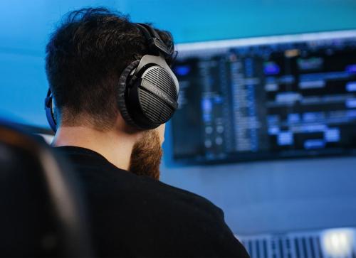 Наушники Beyerdynamic DT 990 Pro (250 Ohm) Limited Edition Black