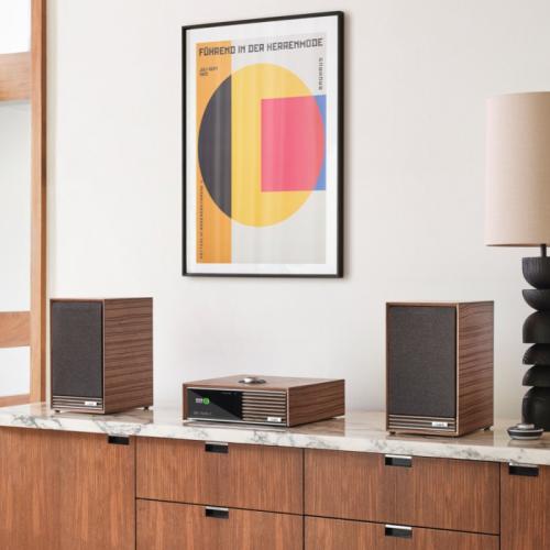 Полочная акустика Ruark Audio Sabre-R Fused Walnut