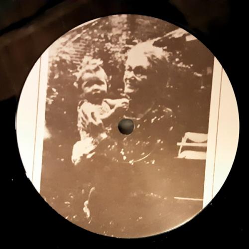 Виниловая пластинка Bridget St. John - Ask Me No Questions (Black Vinyl LP)