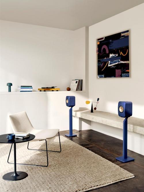 Активная беспроводная акустика со стойками KEF LSX II COBALT BLUE + KEF S1 Floor Stand Blue