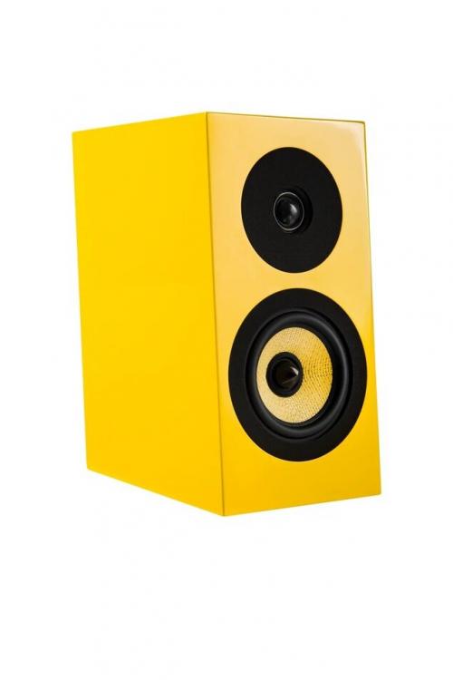Полочная акустика Davis Acoustics Courbet 3 Yellow Gloss