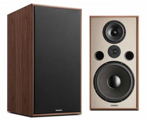 Полочная акустика Spendor Classic 100 Ti Natural Walnut with titanium baffle