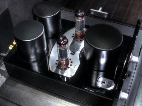 Ламповый усилитель Trafomatic Audio Aries (black/silver plates), w/o RC