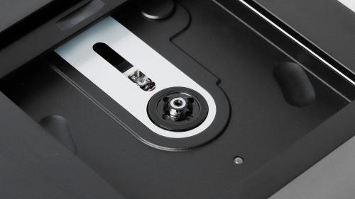 SACD/CD-транспорт YBA Design YT302