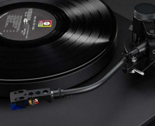 Проигрыватель винила Music Hall Stealth Ortofon 2M Blue