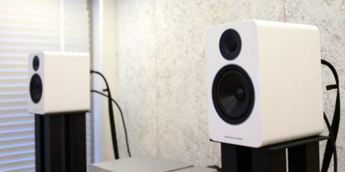 Полочная акустика Acoustic Energy AE1 Active Piano White