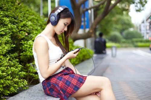 Наушники ADL H 128 Black  closed-back circumaural headphone