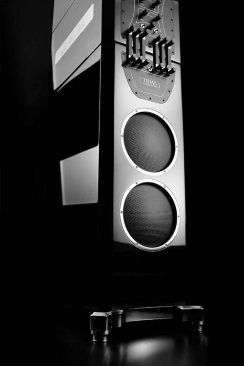 Напольная акустика TIDAL Audio La Assoluta Piano Lacquer Midnight Black