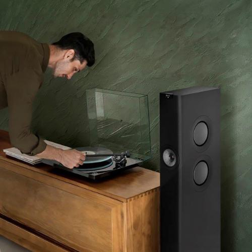 Напольная акустика KEF LS60 Wireless Carbon Black